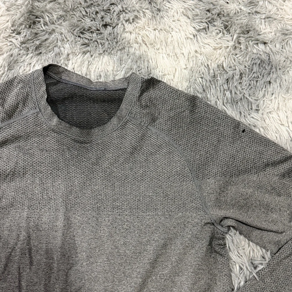 Lululemon shirt small used long sleeve gray